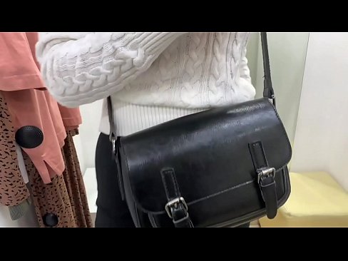❤️ Masturbation poiblí soith óg FeralBerry le dildo sa seomra feistiú ❤️❌ Físeán porn linn